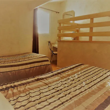 住宿加早餐酒店 D'hotes La Dorgisane