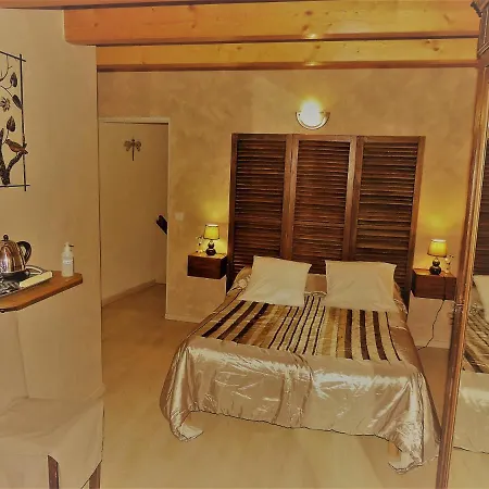 住宿加早餐酒店 D'hotes La Dorgisane Venterol (Alpes-de-Haute-Provence)