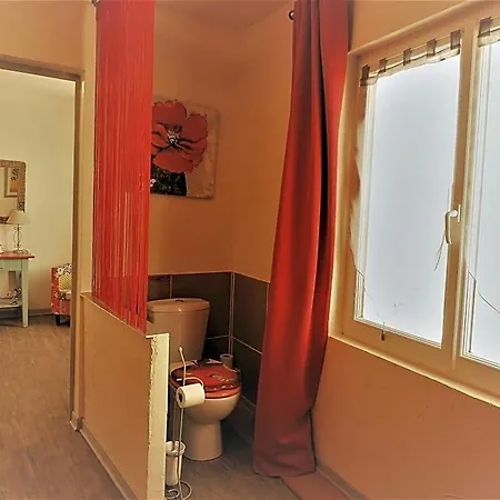 D'hotes La Dorgisane 3*