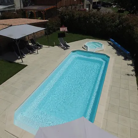 D'hotes La Dorgisane 3*